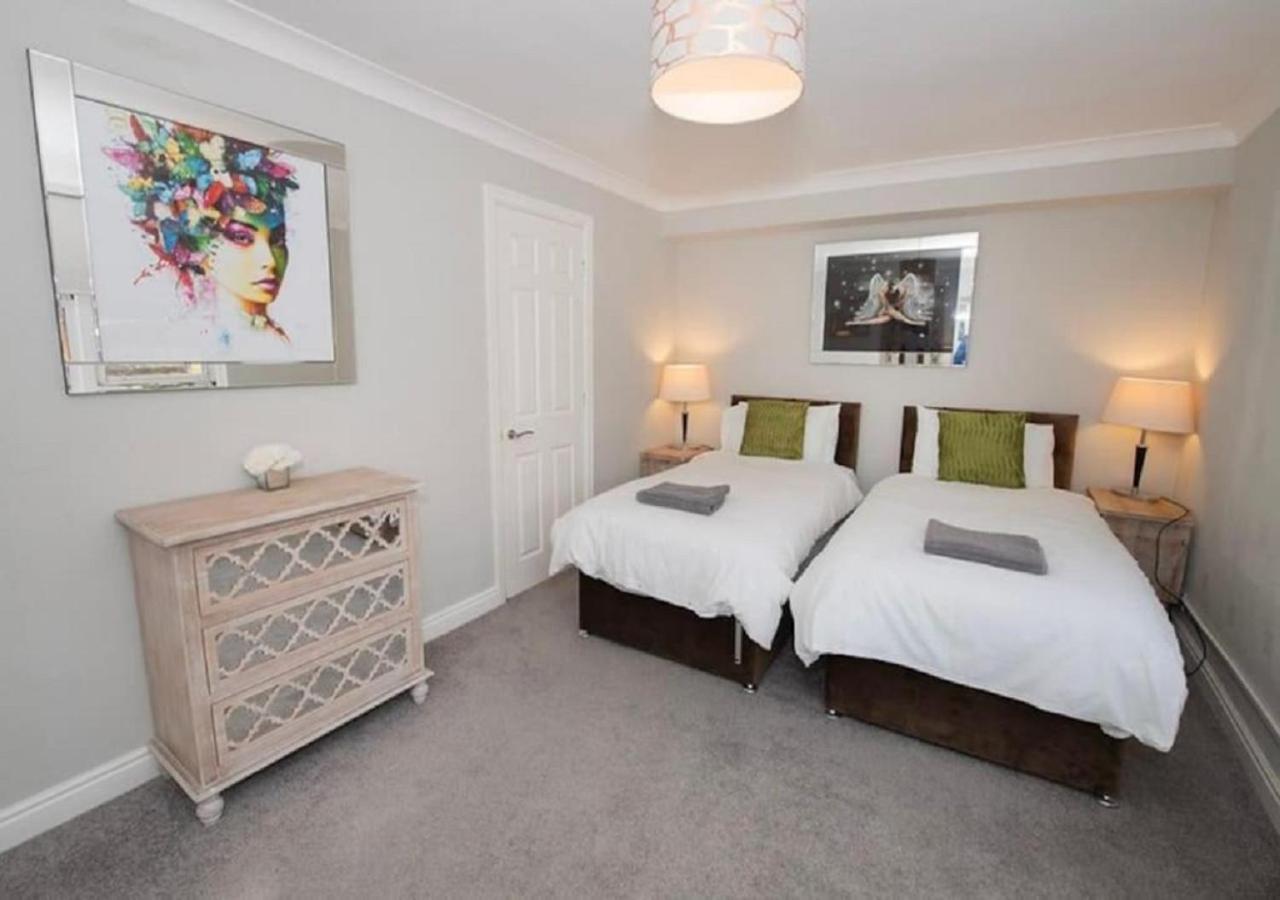 Pelican-Stylish 2-Bed Apartment Close To Beach & Town スカーバラ エクステリア 写真